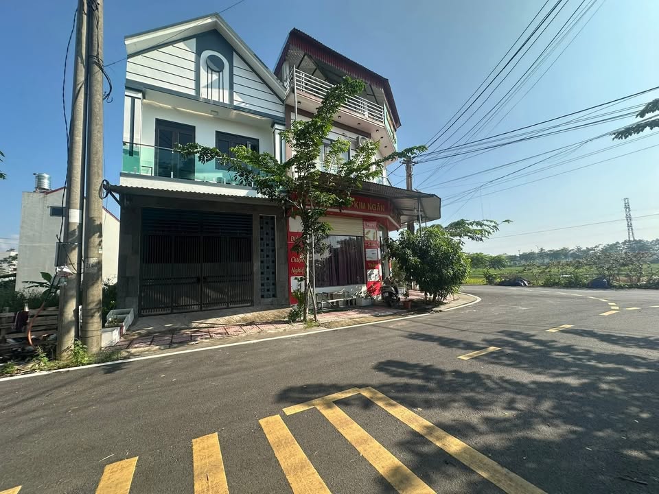 Nhà 2 tầng Bá Hiến, Bình Xuyên 50m² giá 2.6 tỷ - Đầu tư sinh lời ngay!