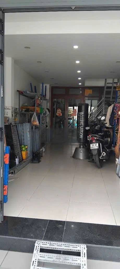 Văn phòng cho thuê đường Âu Cơ, Tân Bình 82m² - Phù hợp kinh doanh đa ngành