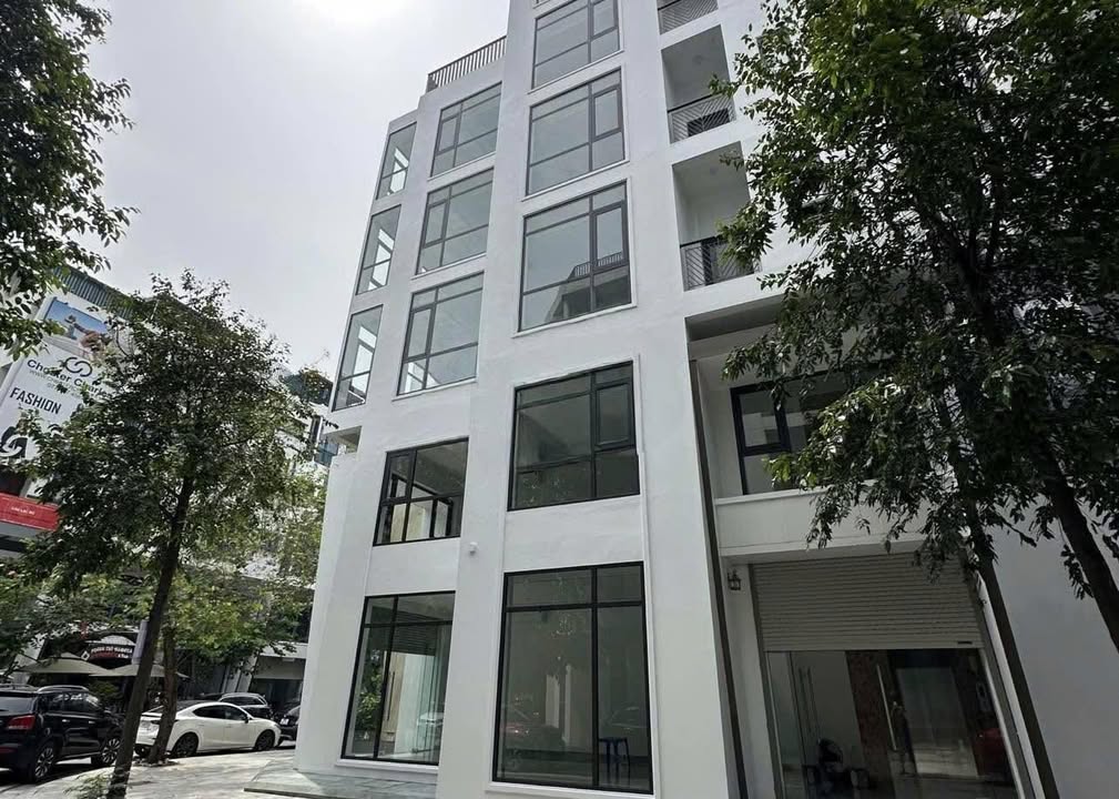 Shophouse cho thuê tại Galaxy Tố Hữu 100m² giá 55 triệu - Nhà lô góc thang máy hiện đại!