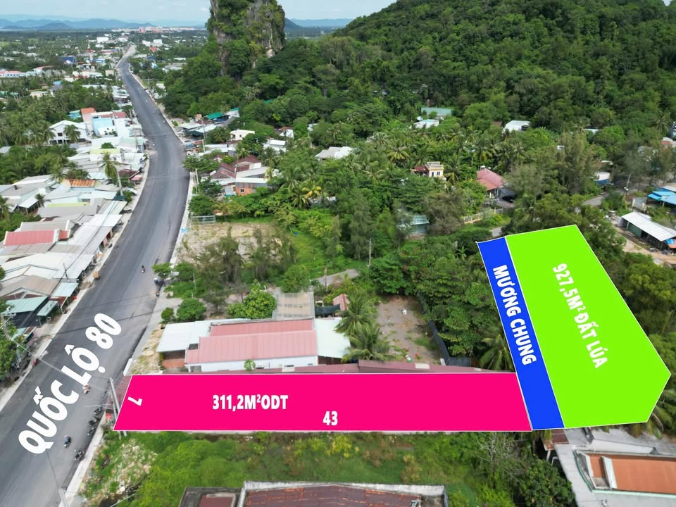 Nhà bán phường Mỹ Đức, Hà Tiên 1211m² giá 5.2 tỷ - Vị trí đắc địa gần Khu du lịch Thạch Động