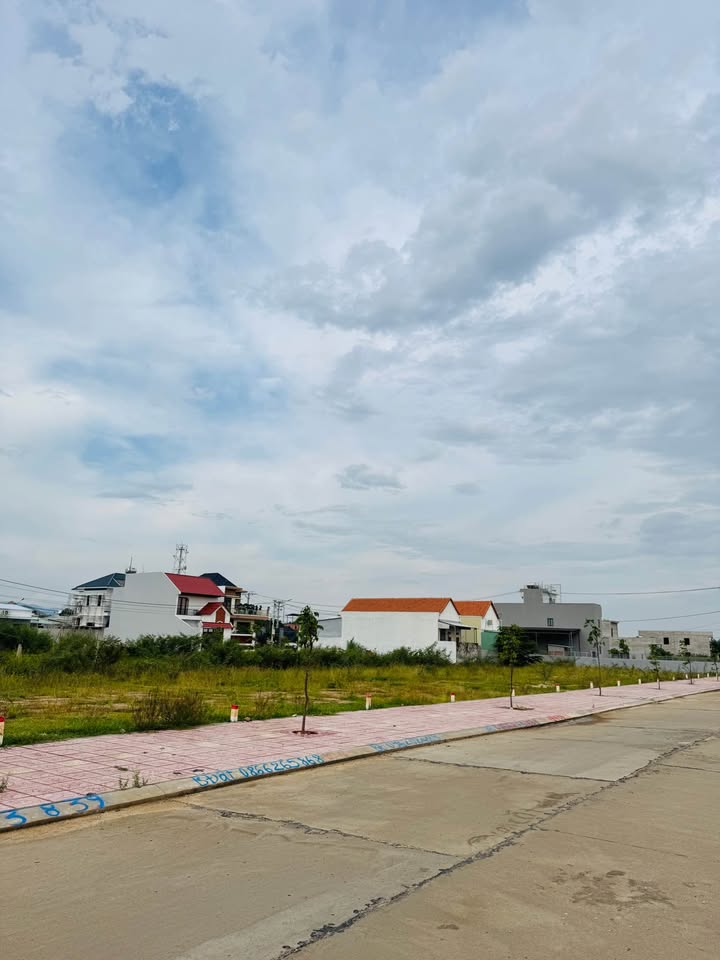 Đất nền Nhơn Hậu, An Nhơn 100m² giá 800 triệu - Cơ hội đầu tư hấp dẫn!