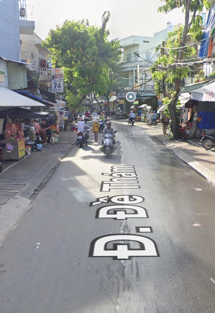 Nhà mặt tiền đường Đề Thám, Cần Thơ 65m² giá 10 tỷ - Đầu tư sinh lời ngay!