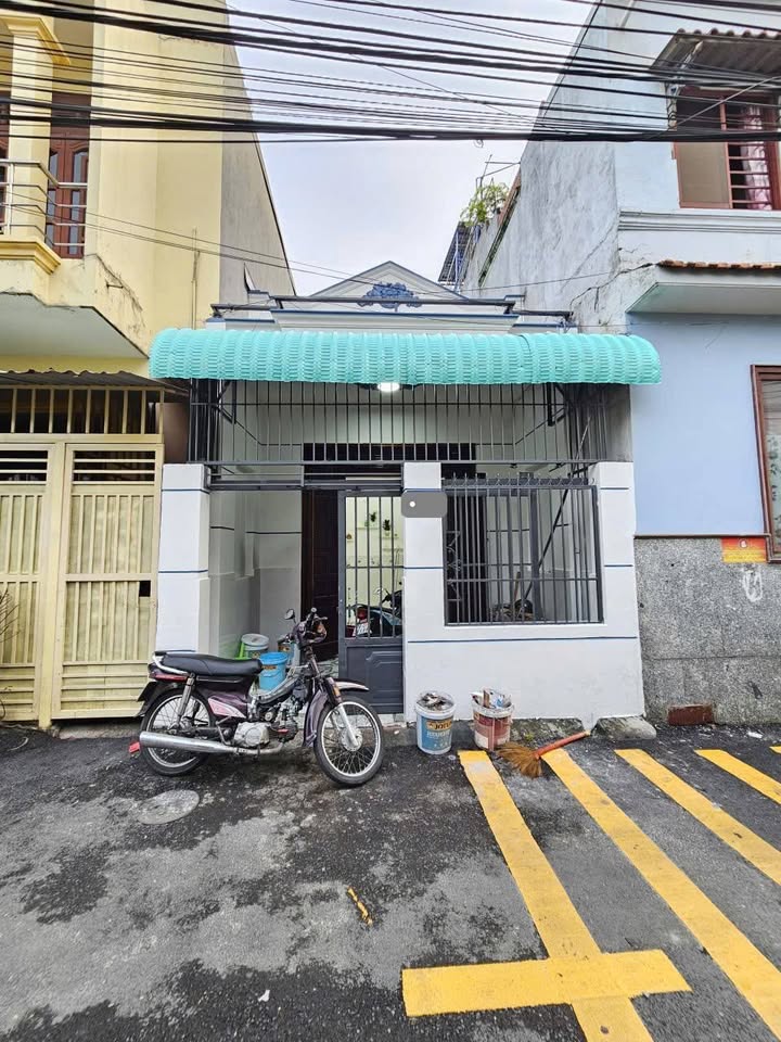 Nhà cấp 4 gác lửng tại Dĩ An 61m² giá 3.55 tỷ - Sổ hồng riêng, hỗ trợ ngân hàng!