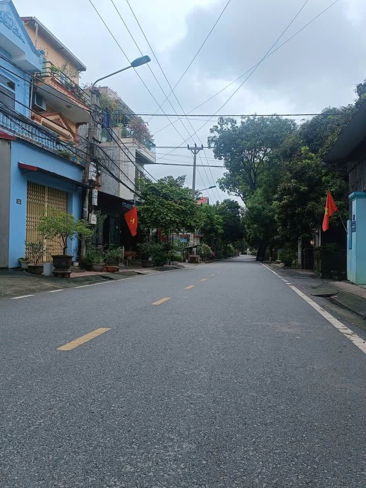 Đất Ninh Tiến Hoa Lư 200m² giá 5 tỷ - Đường thông ô tô tránh nhau