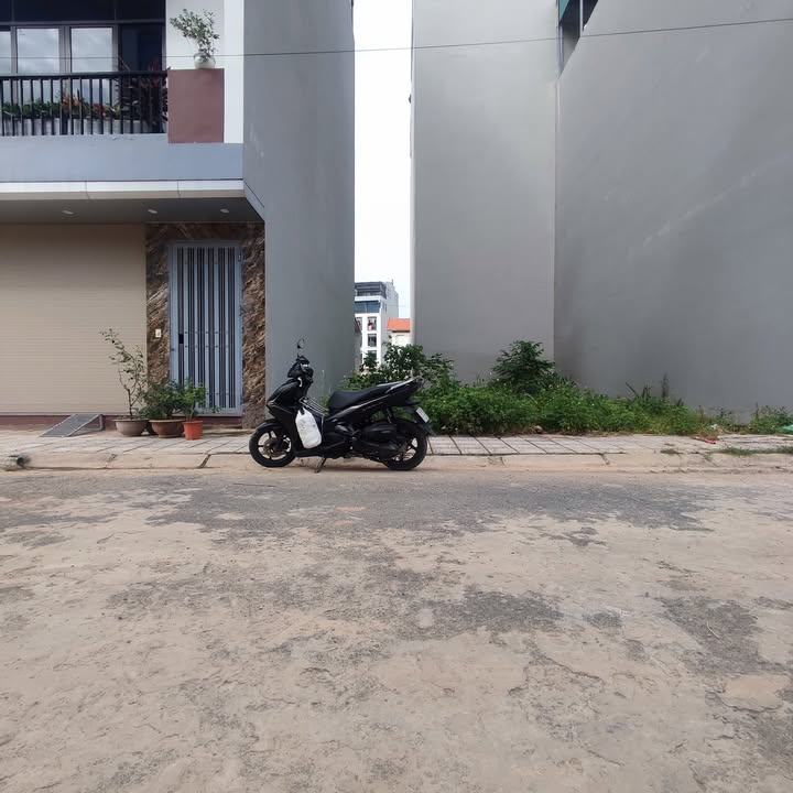 Đất phân lô vỉa hè Vân Canh Hoài Đức 56.5m² giá 10.4 tỷ - Đầu tư sinh lời lý tưởng!