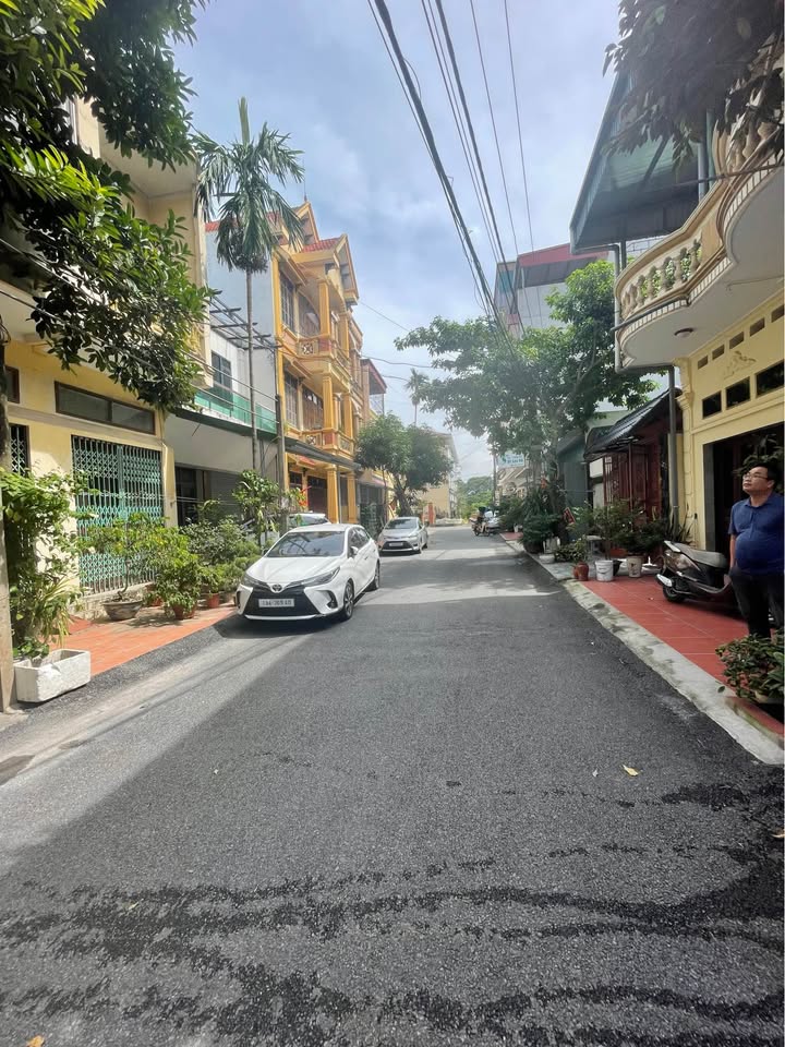 Nhà 3 tầng Hàn Thuyên, Tân Dân 128m² giá chỉ 5.9 tỷ - Đầu tư sinh lời!