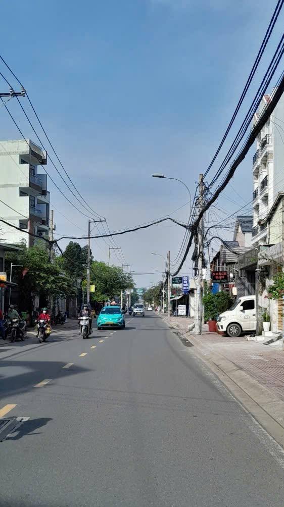 Nhà phố 4 tầng mặt tiền Gò Dưa, Thủ Đức 92m² giá 12,9 tỷ - Sẵn sàng kinh doanh ngay!