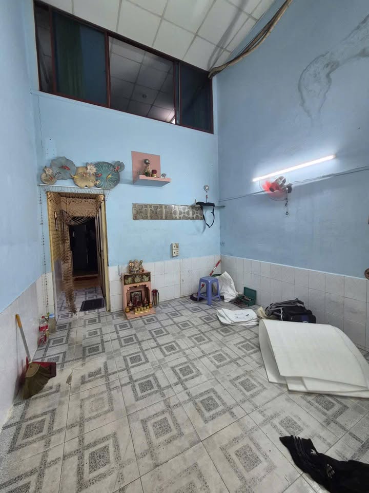 Nhà cho thuê đường Tạ Quang Bửu, quận 8, diện tích 35m², giá 6.5 triệu/tháng - Tiện ích đầy đủ!