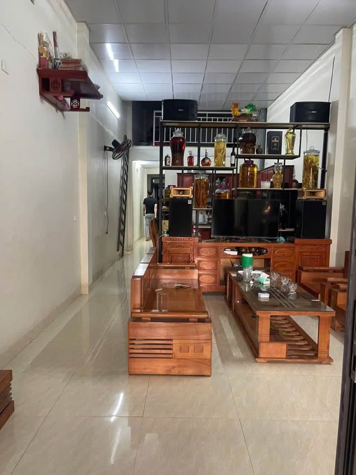 Nhà cấp 4 đường Dã Tượng, phường Quảng Hưng, 90m² giá 2.9 tỷ - Sẵn sàng vào ở!