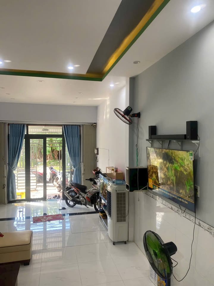 Nhà 1 Trệt 1 Lầu Đường Số 17 Bạc Liêu 82m² Giá 1.69 Tỷ - Bán Gấp Ngay!