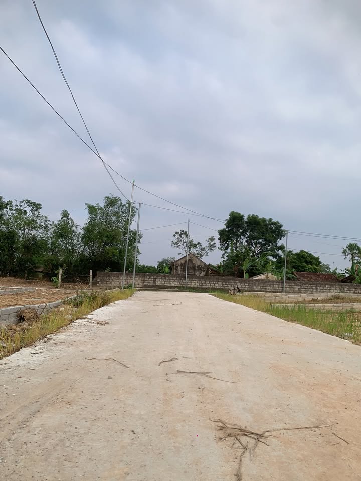 Đất thổ cư Hợp Tiến, Triệu Sơn 107m² giá 200 triệu - Vị trí thông thoáng, tiện ích đầy đủ!