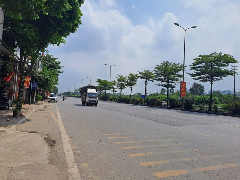 Đất nền Quốc Lộ 5 Gia Lâm 72m² - Sẵn nhà C4 đang kinh doanh!