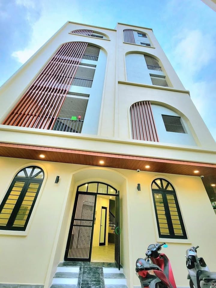 Phòng trọ khép kín 30m² tại Cầu Giấy chỉ 6 triệu - Vào ở ngay!