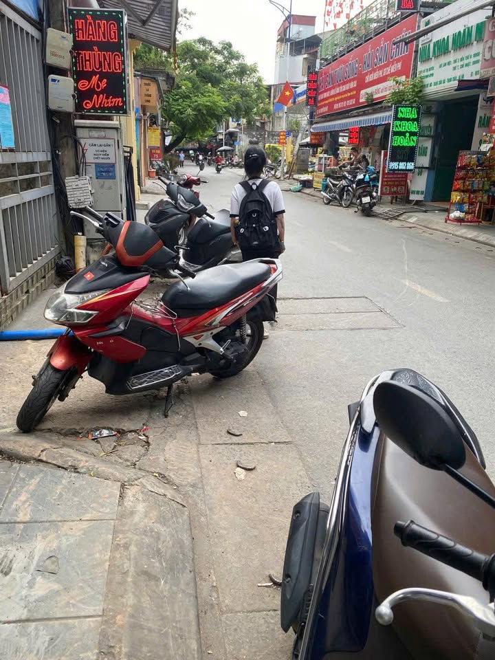 Mặt bằng kinh doanh cho thuê tại Nguyễn Quý Đức, Thanh Xuân - Diện tích 100m², giá 20 triệu