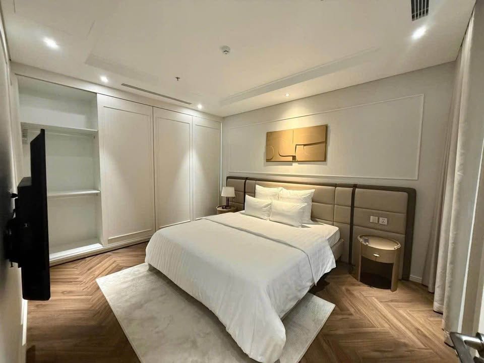 Căn hộ dịch vụ Cầu Giấy 170m² giá 59.5 tỷ - Dòng tiền ổn định 190 triệu/tháng!