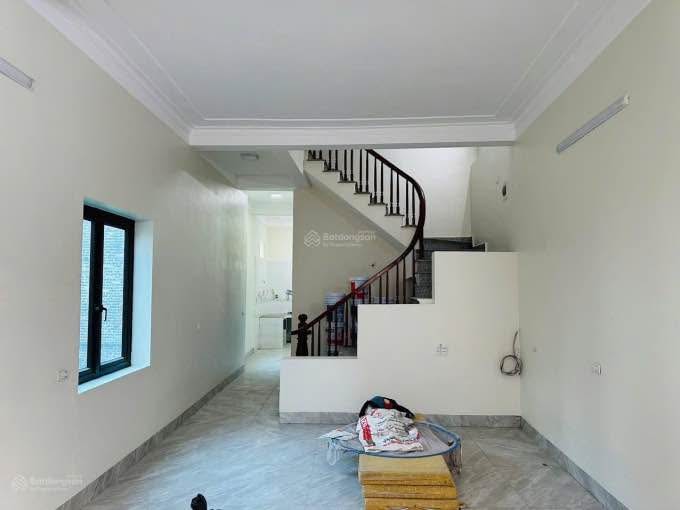 Nhà 3 tầng Tiên Dương 102m² giá 6 tỷ - Thiết kế hiện đại, vị trí thuận lợi!