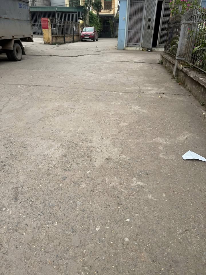 Đất thổ cư Trâu Quỳ 34m² giá thỏa thuận - Sổ đỏ chính chủ, oto vào tận nơi!