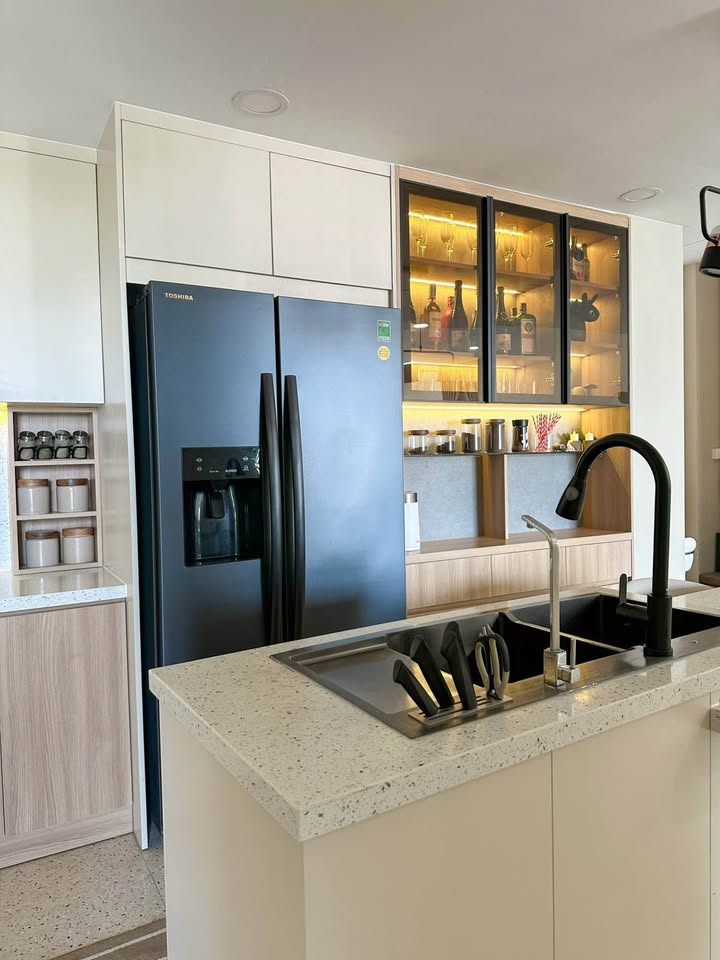 Căn hộ cao cấp GoldView Quận 4 81m² giá 26 triệu - View Bitexco tuyệt đẹp!