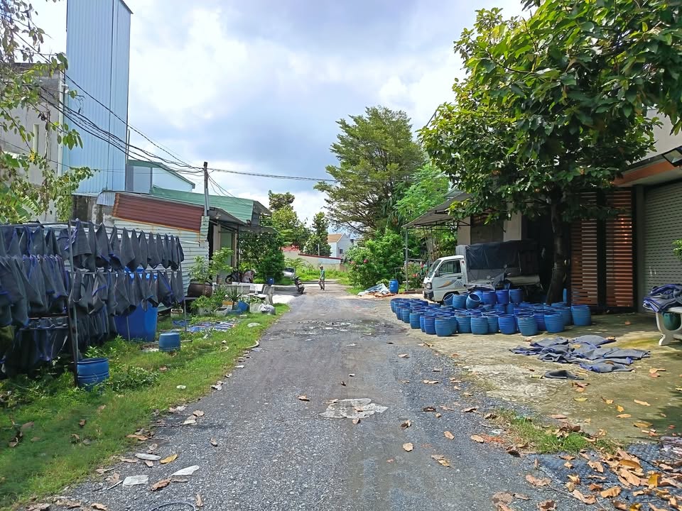 Đất nền KDC Vĩnh Phú 2, 98m² giá 4.7 tỷ - Sổ đỏ chính chủ, đầu tư sinh lời!