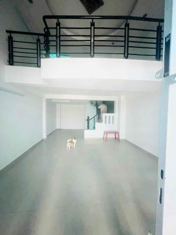 Nhà cho thuê hẻm Xe Tải Tân Phú 90m² giá 15 triệu - Nhà mới 99%
