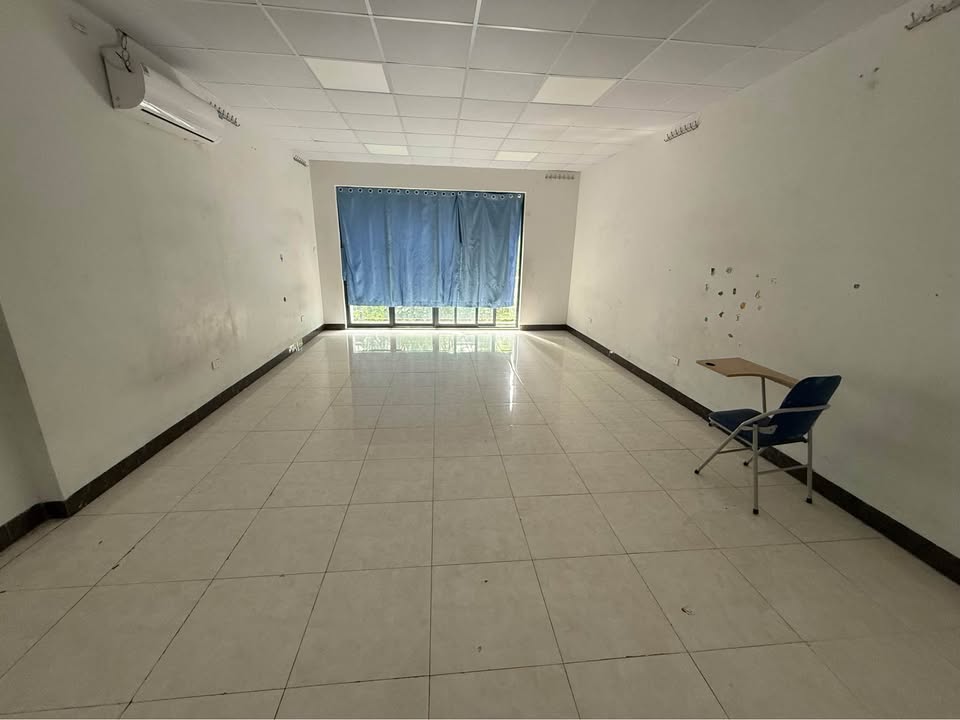 Cho thuê nguyên căn liền kề Geleximco Lê Trọng Tấn 95m² giá 20 triệu - Giao nhà ngay!