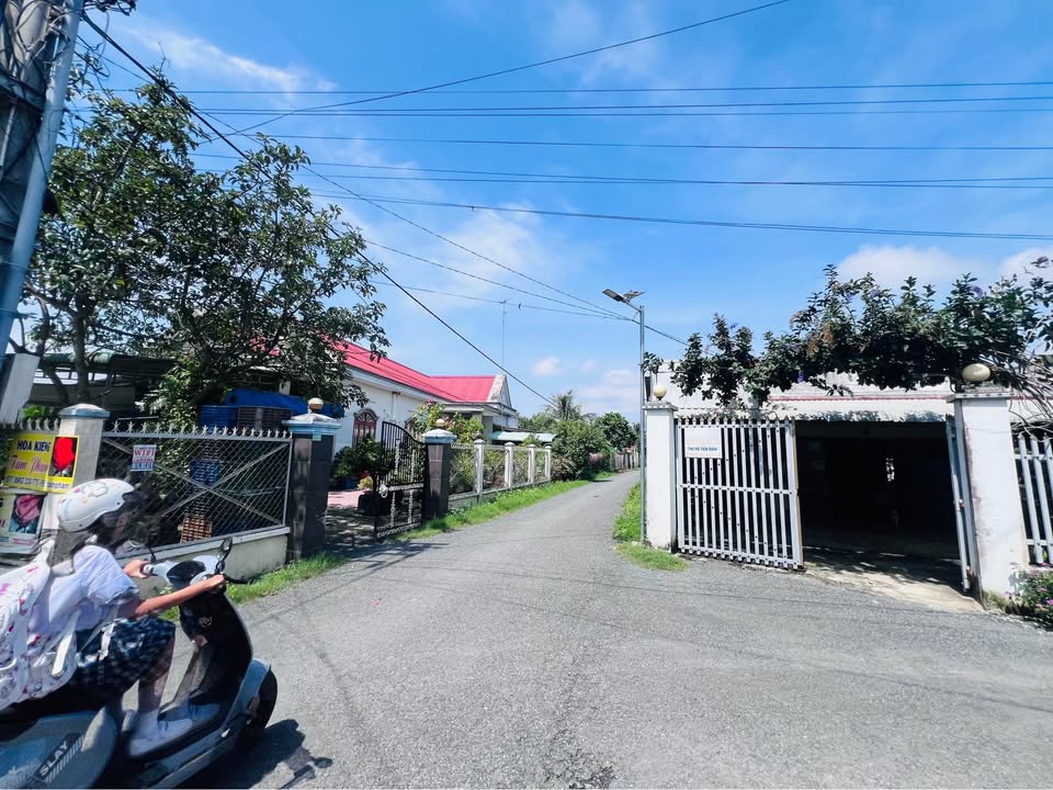 Nhà 2 mặt tiền Hòa Lợi, An Hòa, Trảng Bàng 176m² giá 1.3 tỷ - Giảm giá mạnh!