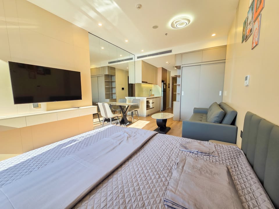 Căn hộ Studio cao cấp Tòa ICon 40, Hoàng Quốc Việt, Hạ Long - Giá thuê ưu đãi!