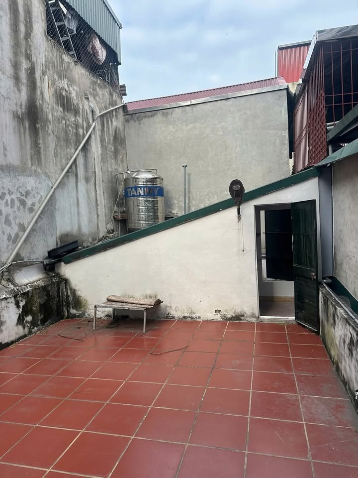 Nhà nguyên căn cho thuê tại Ngõ 213 Giáp Nhất, 45m² - Không gian lý tưởng cho gia đình!