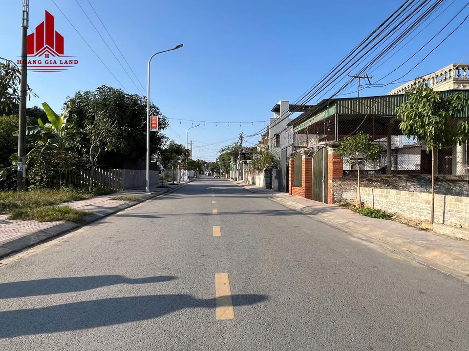 Đất Nghi Phú, Vinh 77m² giá 2 tỷ - Mặt tiền 6.3m, đường ô tô thuận tiện!