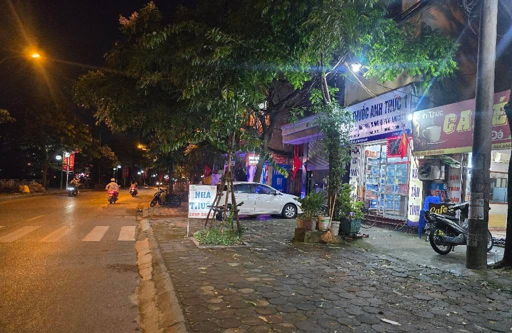 Nhà mặt phố Kim Giang, Hoàng Mai 45m² giá 16 tỷ - Sổ đỏ chính chủ!