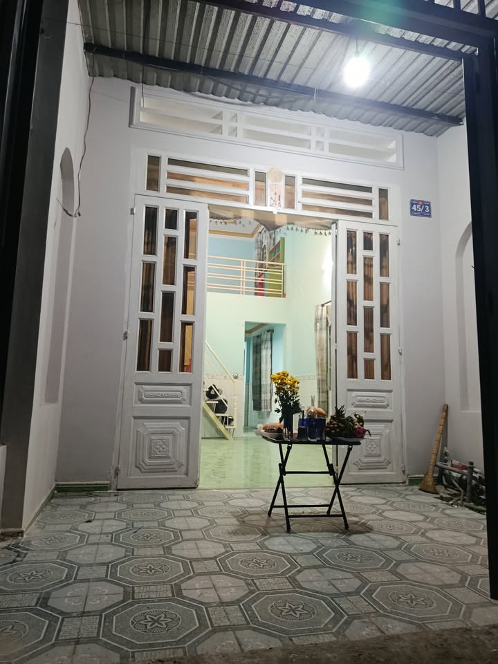 Nhà cấp 4 Bình Chuẩn, Thuận An 150m² - Đường xe hơi thông thoáng