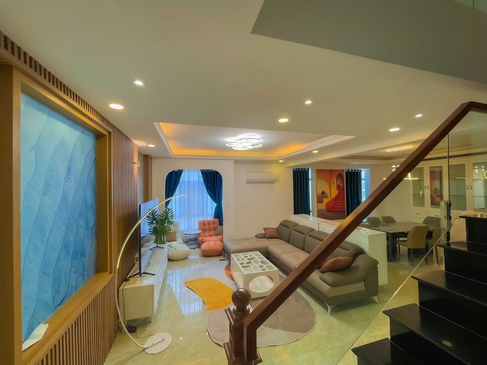 Căn hộ Penthouse 3PN 3WC 196m² Sky Garden 3 Phú Mỹ Hưng Q. 7 giá 10 tỷ - Sẵn sàng vào ở ngay!