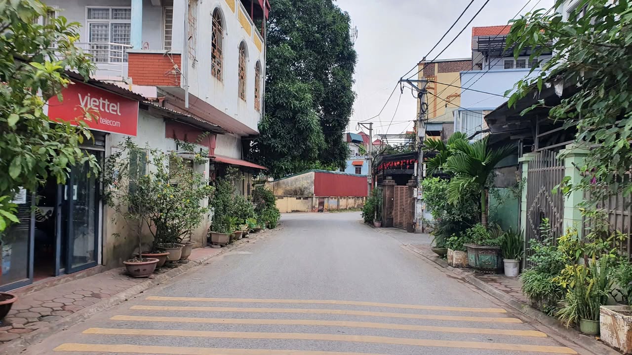 Xưởng 55m² Thị trấn Yên Viên giá 5 tỷ - Lô góc hai mặt thoáng, ô tô vào tận nhà!