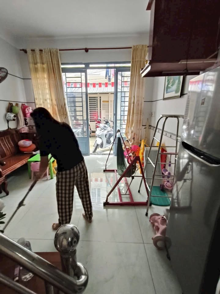 Nhà cho thuê hẻm xe hơi 1806 đường Huỳnh Tấn Phát, Nhà Bè - Giá chỉ 7 triệu/tháng!