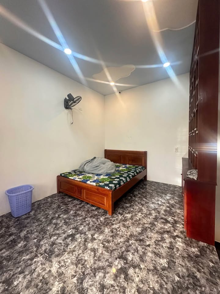 Nhà 2 tầng cho thuê tại Vĩnh Nguyên 40m² giá 8 triệu - Mặt tiền đẹp, full nội thất!