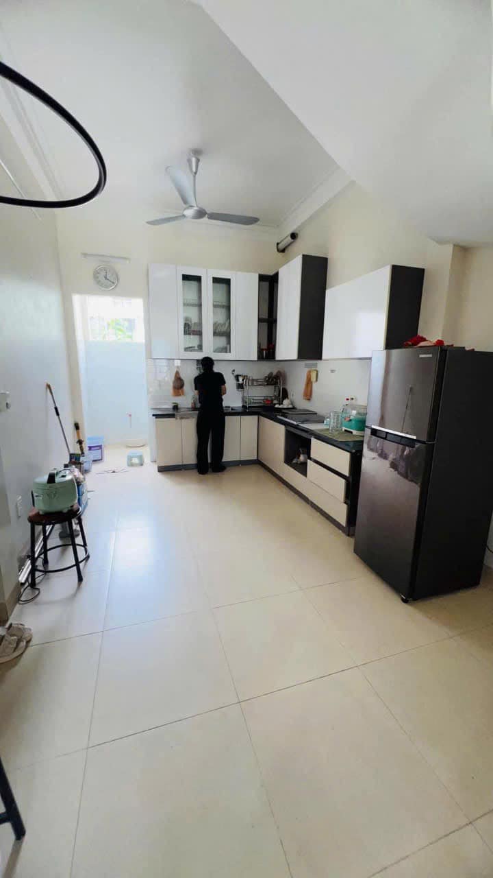 Cho thuê nhà riêng Gleximco Lê Trọng Tấn 50m² - Full nội thất, ô tô đỗ cửa!