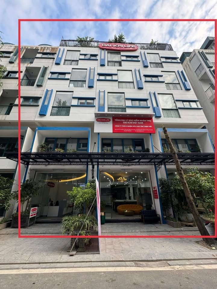 Cho thuê văn phòng Galaxy 5, Tố Hữu 290m² - Phong cách hiện đại, giá tốt!