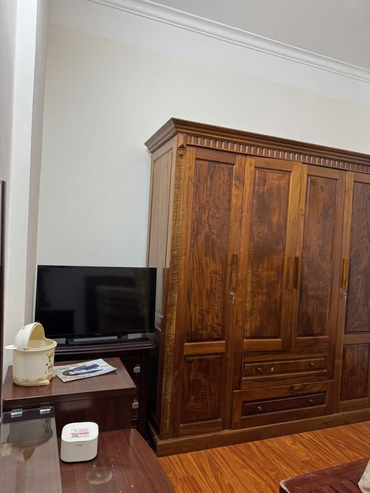 Cho thuê căn hộ B3B Nam Trung Yên 112m² giá 16 triệu - Nội thất cao cấp, chỗ đỗ ô tô!