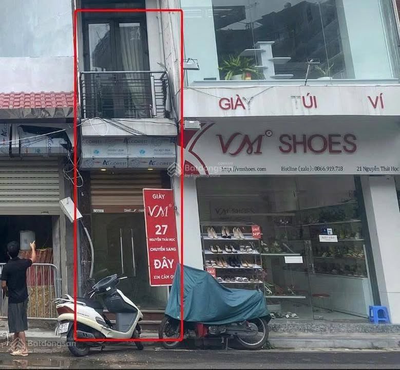 Nhà mặt phố Nguyễn Thái Học, Hoàn Kiếm 203m² giá 30 triệu - Phù hợp mọi loại hình kinh doanh!