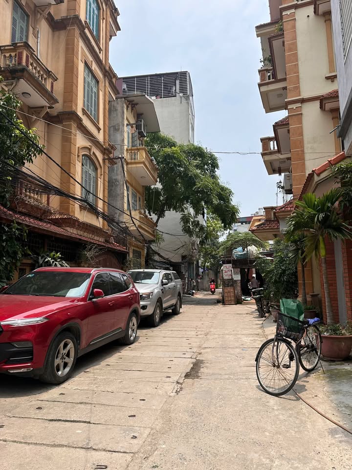 Đất chính chủ Cổ Nhuế 140m² giá 180 triệu - Đường ô tô vào tận nơi!