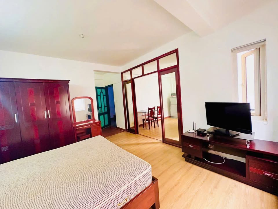 Phòng cho thuê Ngõ 209 Đội Cấn, Ba Đình 30m² giá 5.8 triệu - Đầy đủ nội thất, sẵn sàng vào ở!