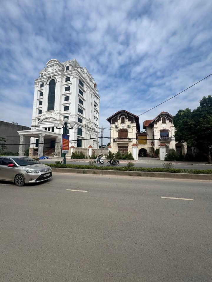 Đất nền tại Đường 87, Sơn Tây 100m² giá 5 tỷ - Kinh doanh sẵn sàng!