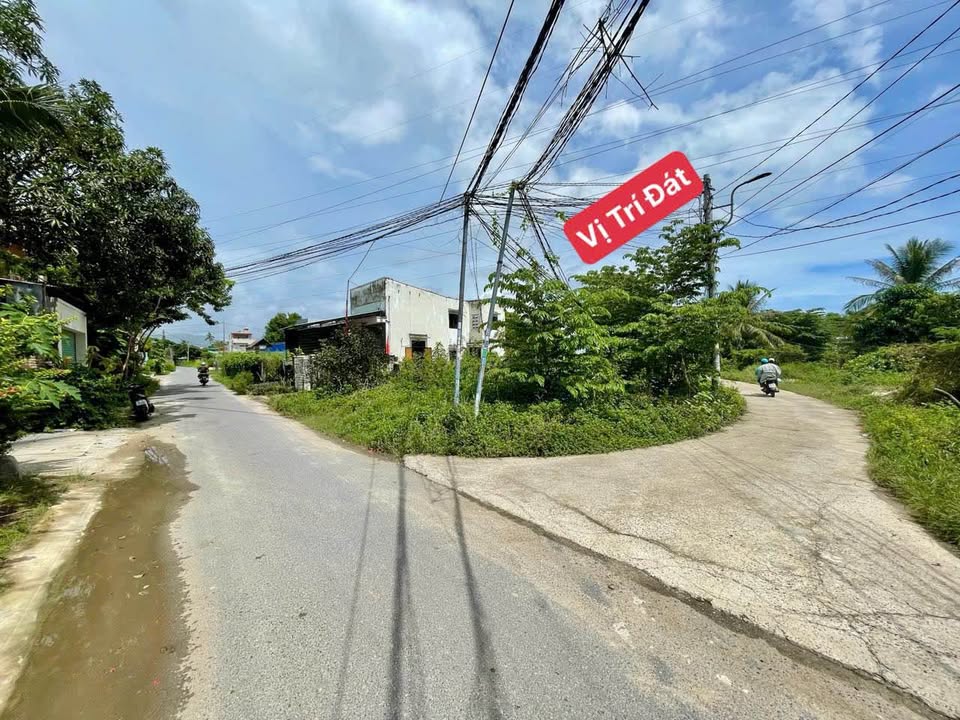 Đất nền lô góc 2 mặt tiền đường Liên Xã 252m² giá 4.45 tỷ - Vị trí vàng tại Nha Trang!