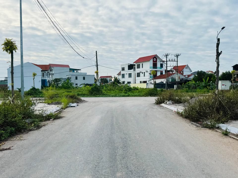 Đất nền Thượng Trung Móng Cái 95m² giá chỉ 2 tỷ - Đầu tư sinh lời cao!