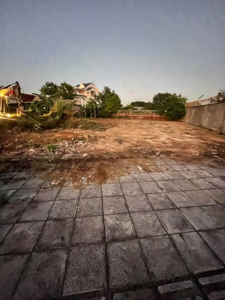 Đất liền kề khu tái định cư Hải Hòa 200m² giá 8 tỷ - Cơ hội đầu tư vàng!