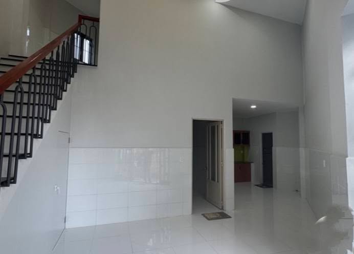 Nhà phố Bình Tân 61m² giá 3.4 tỷ - Kinh doanh tốt, sổ hồng chính chủ!