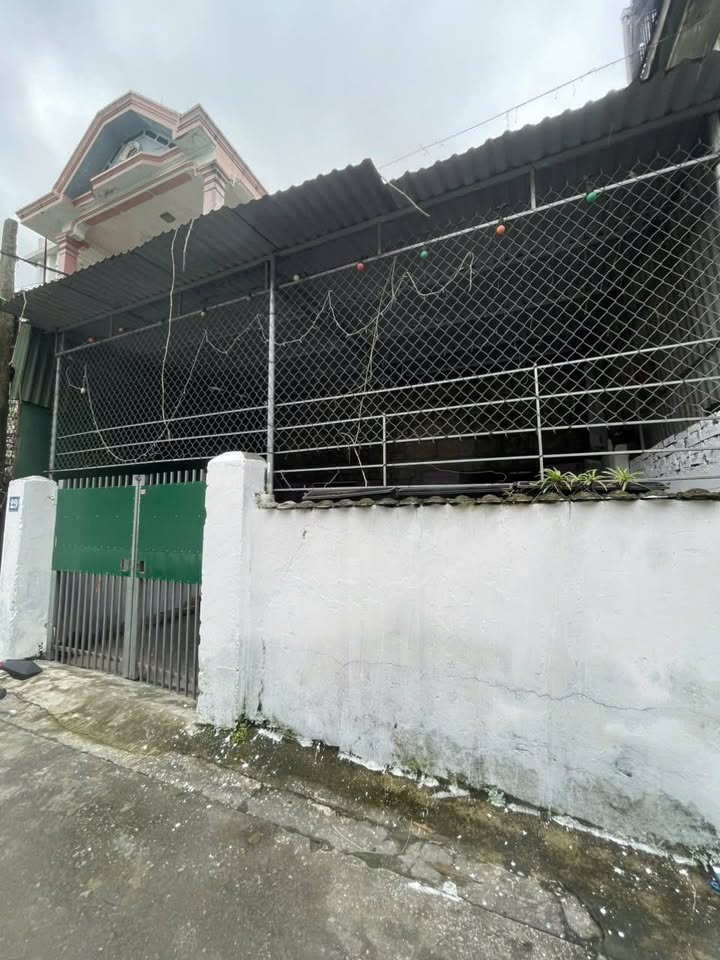 Nhà cấp 4 cho thuê tại Hồ Hán Thương, Vinh 130m² giá 4.5 triệu - Ô tô tránh nhau