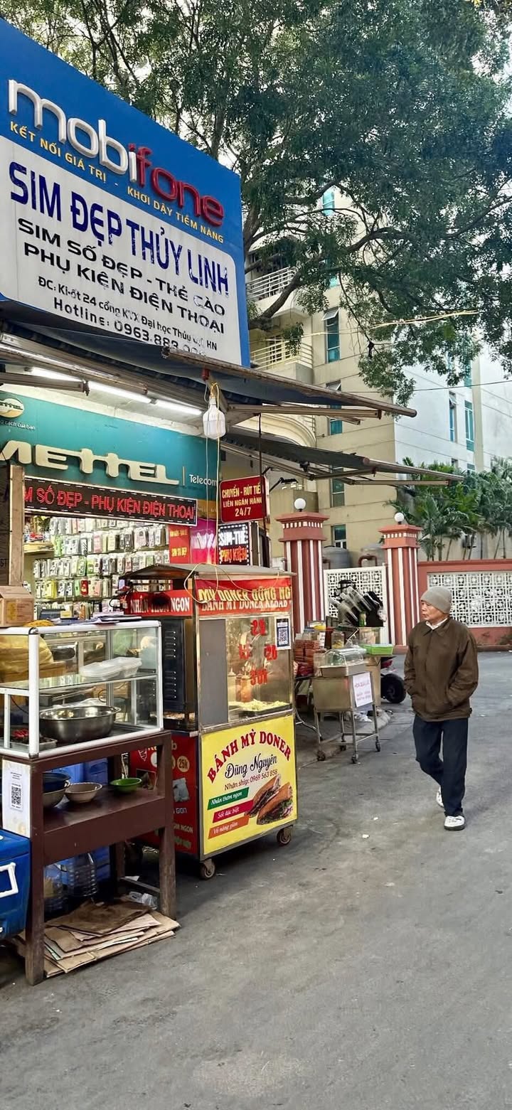 Cho thuê kiot kinh doanh tại cổng KTX Đại học Thủy Lợi 14m² - Vị trí đắc địa, thu hút sinh viên!