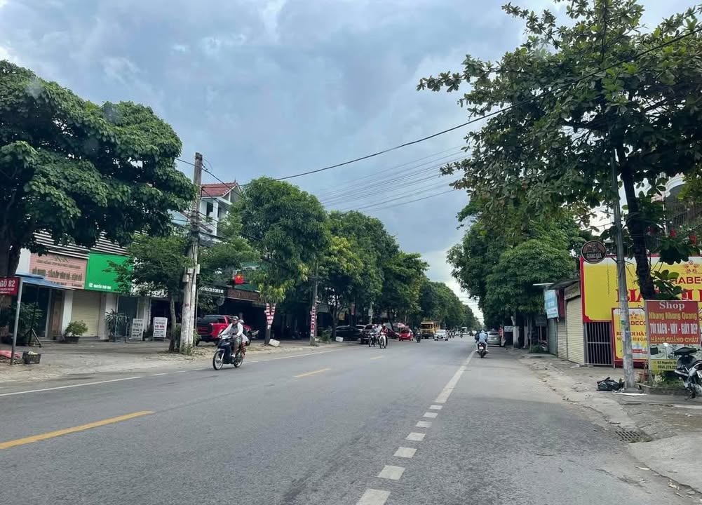 Nhà 2 tầng cho thuê mặt đường Nguyễn Thái Học 50m² giá 5 triệu – Kinh doanh thuận lợi!