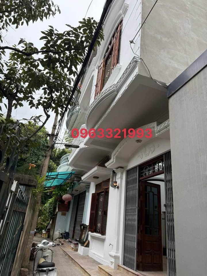 Nhà 3 tầng ngõ 30A Lê Hồng Phong 60m² giá 1.8 tỷ - Vị trí đẹp, an ninh cao!